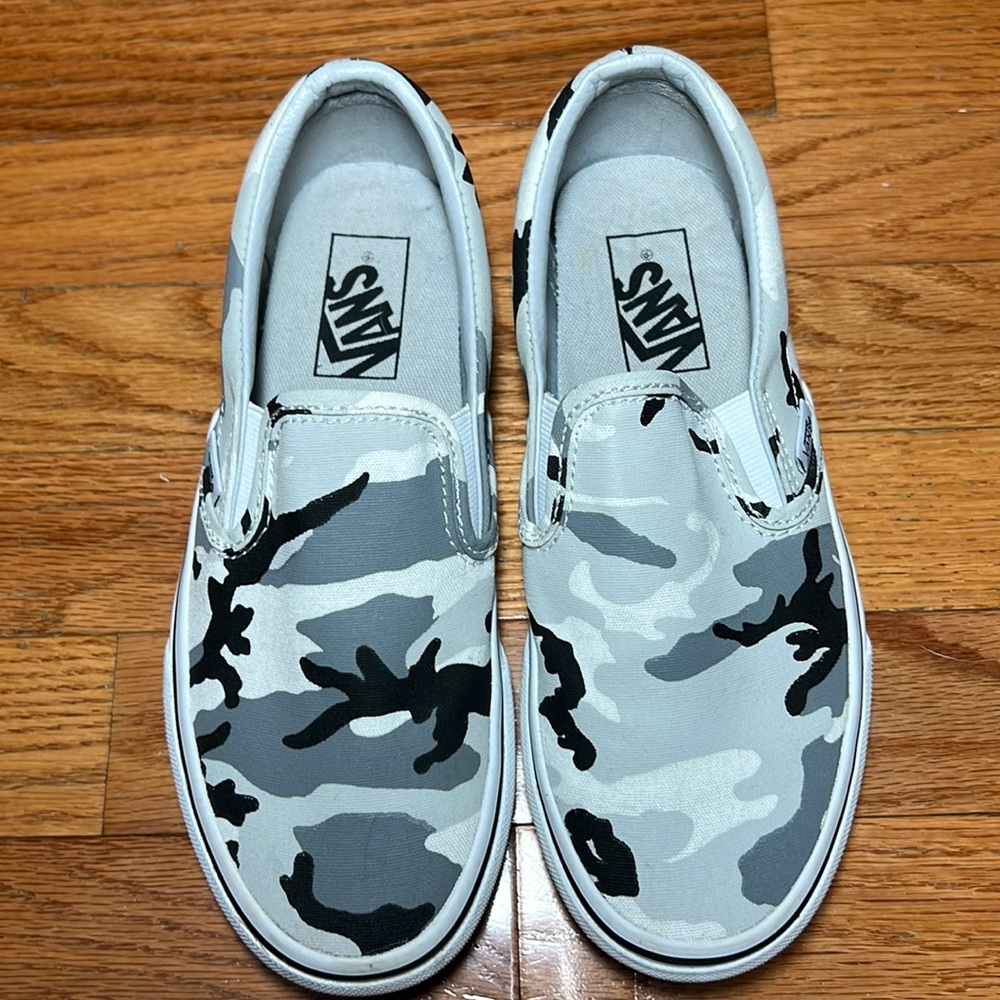 Vans Camo (men’s 5/women’s 6.5)